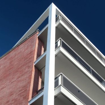 Συγκρότημα τριόροφων κτιρίων